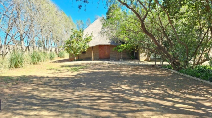 To Let Commercial Property for Rent in Quaggafontein Free State